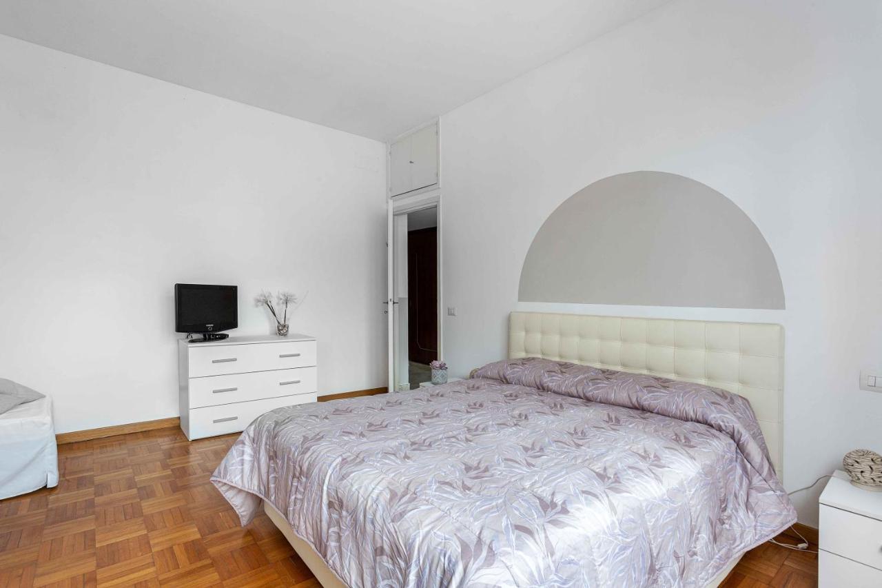 Aurelia Vibe Apt Рим Екстериор снимка